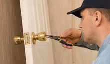 City Locksmith Services Jacksonville, FL 904-531-3228 - 6-Locks-Replace